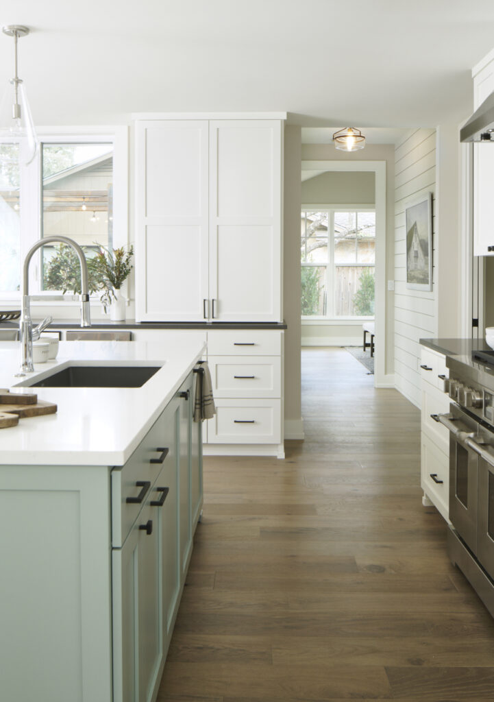 LOST CREEK FARMHOUSE