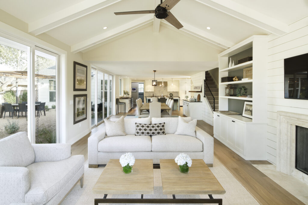 LOST CREEK FARMHOUSE