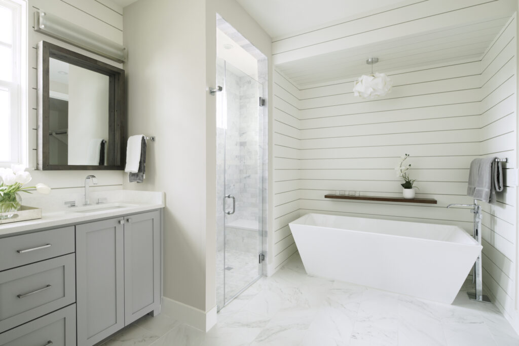 LOST CREEK FARMHOUSE